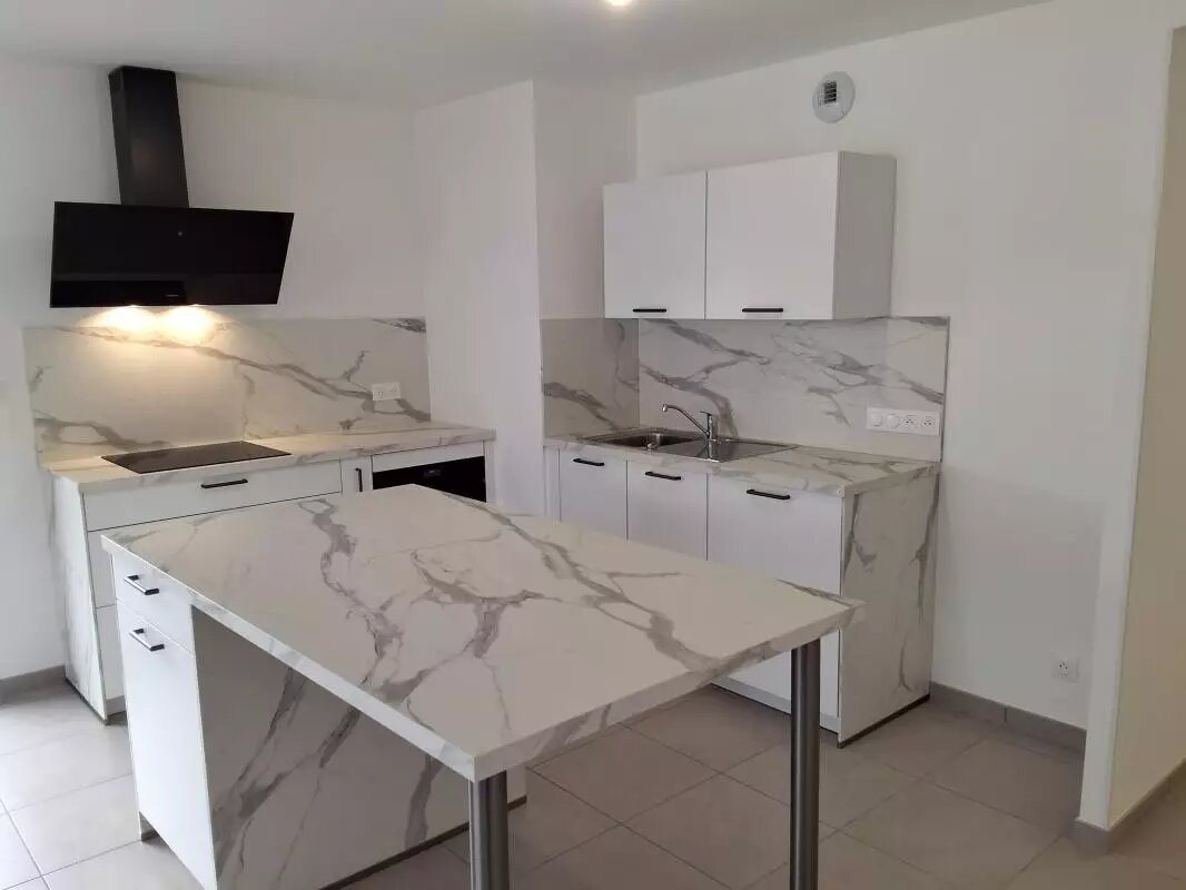 Appartement à louer, 69m², Cusy