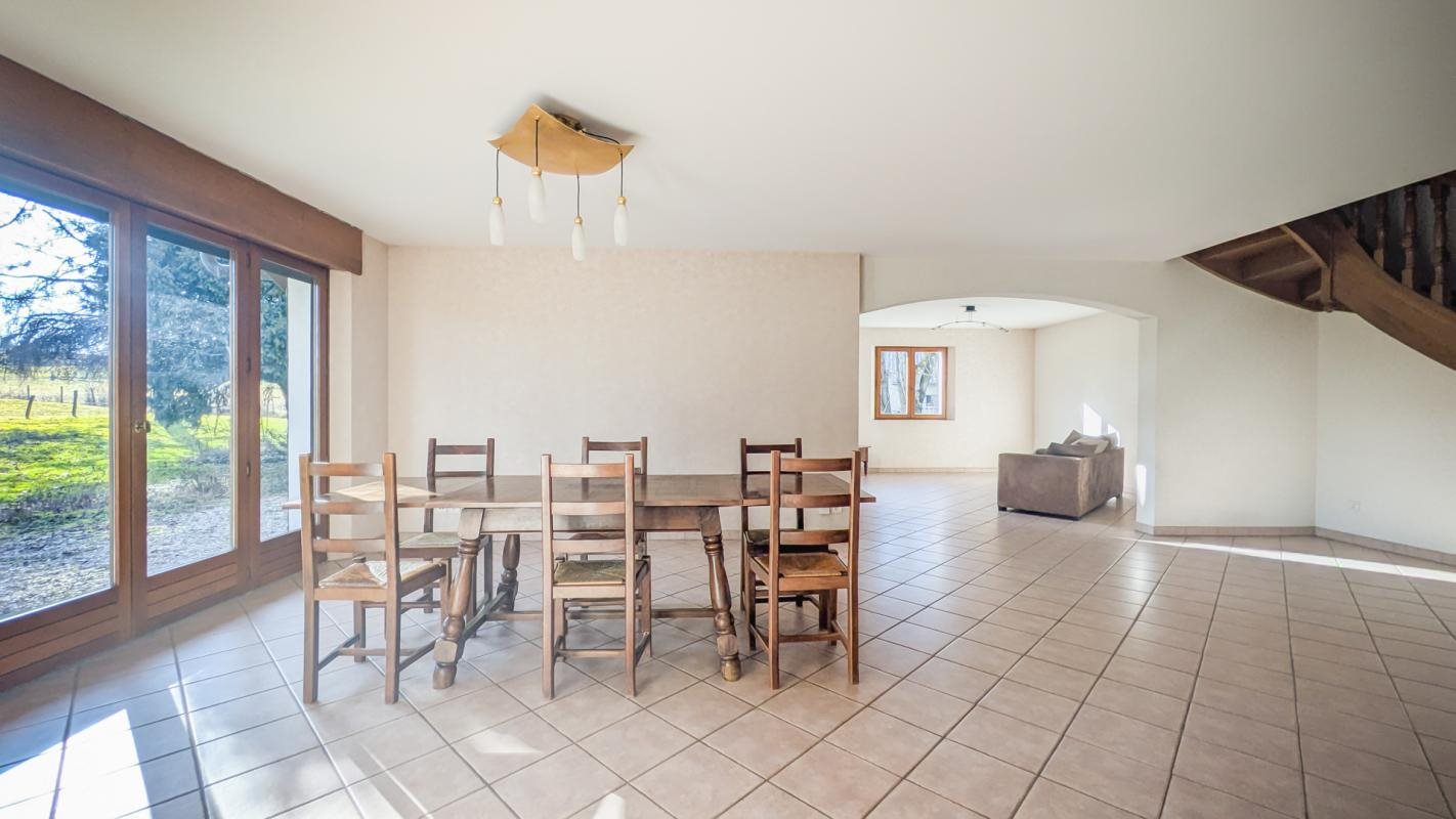 Maison à louer, 141m², Sillingy