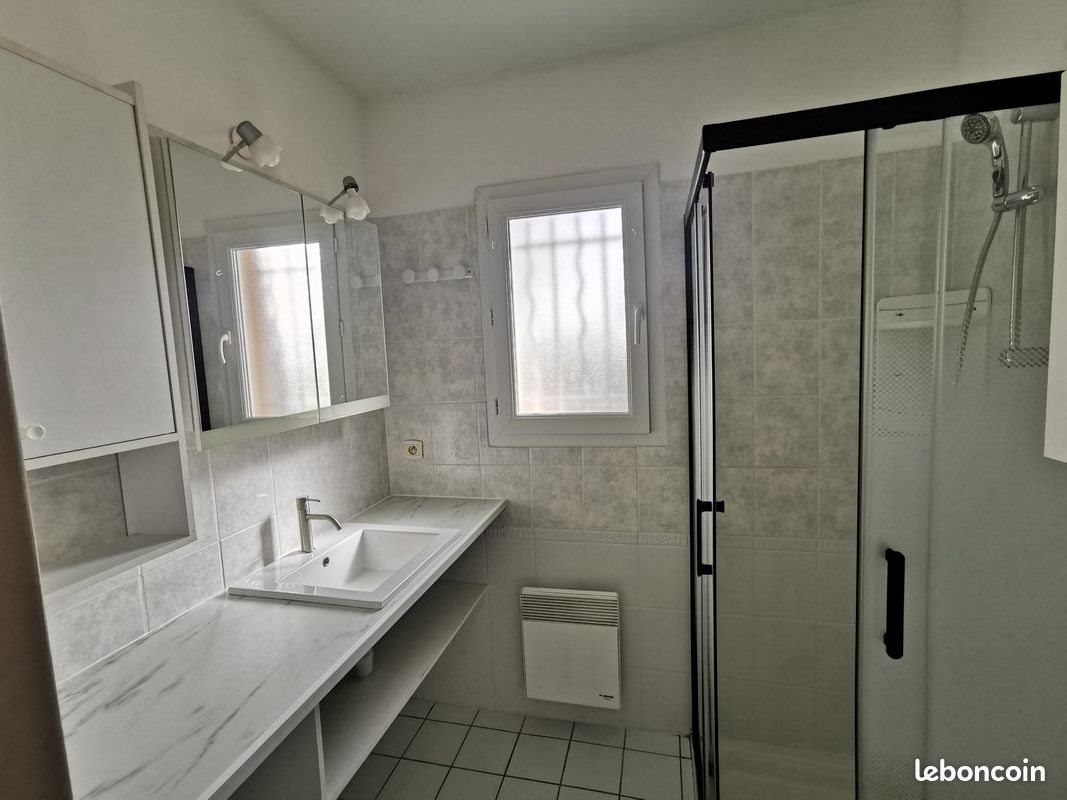 Maison à louer, 38m², Solliès-Toucas