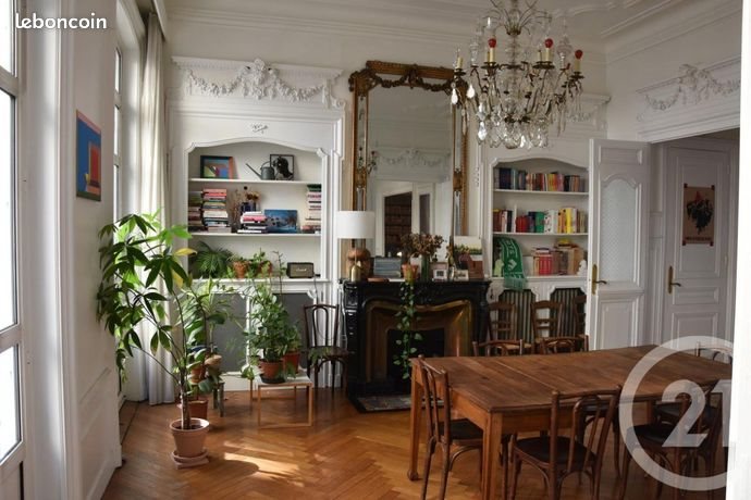 Appartement à vendre, 222m², Saint-Etienne