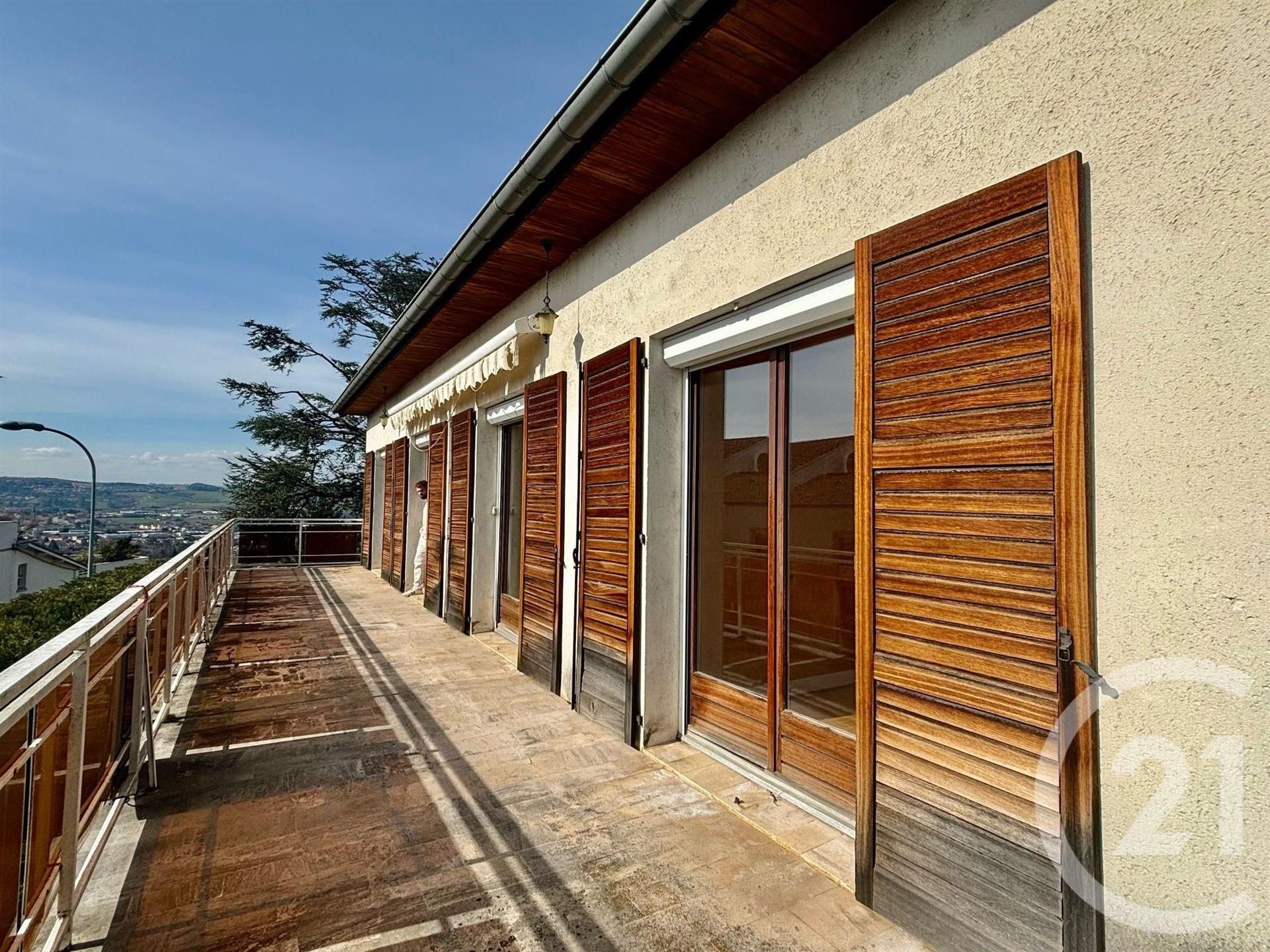 Maison à vendre, 191m², Saint-Priest-en-Jarez