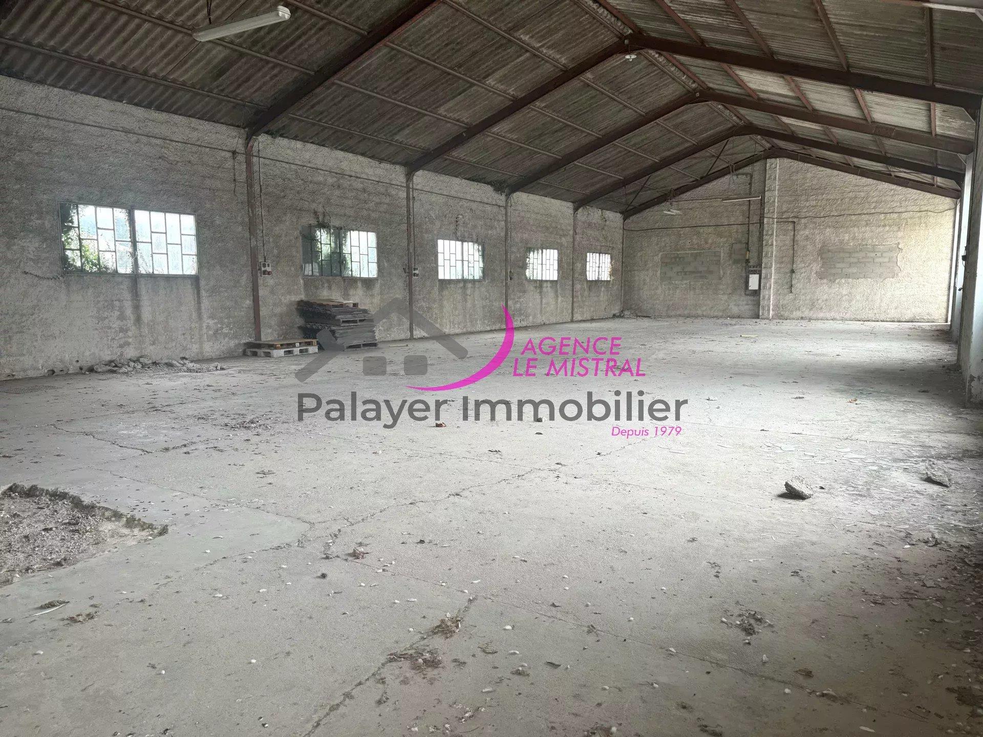 Appartement à vendre, 100m², Pernes-les-Fontaines