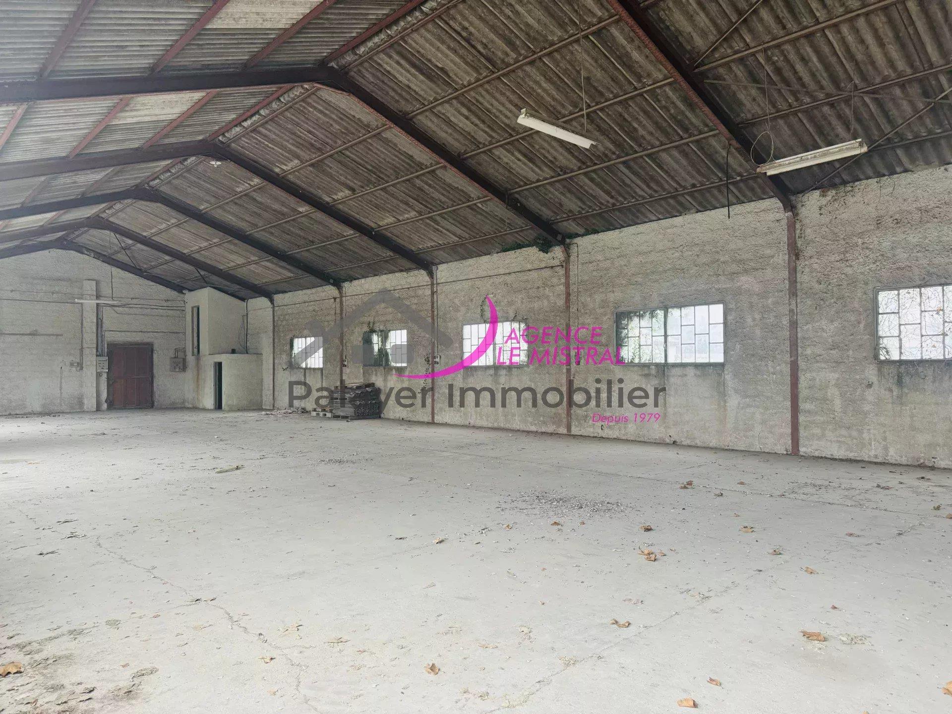 Appartement à vendre, 100m², Pernes-les-Fontaines