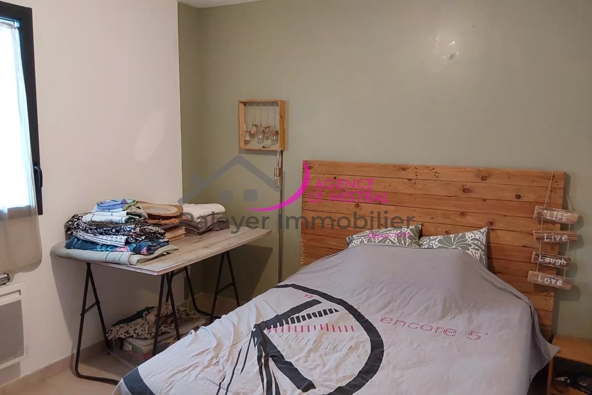 Appartement à louer, 64m², Pernes-les-Fontaines