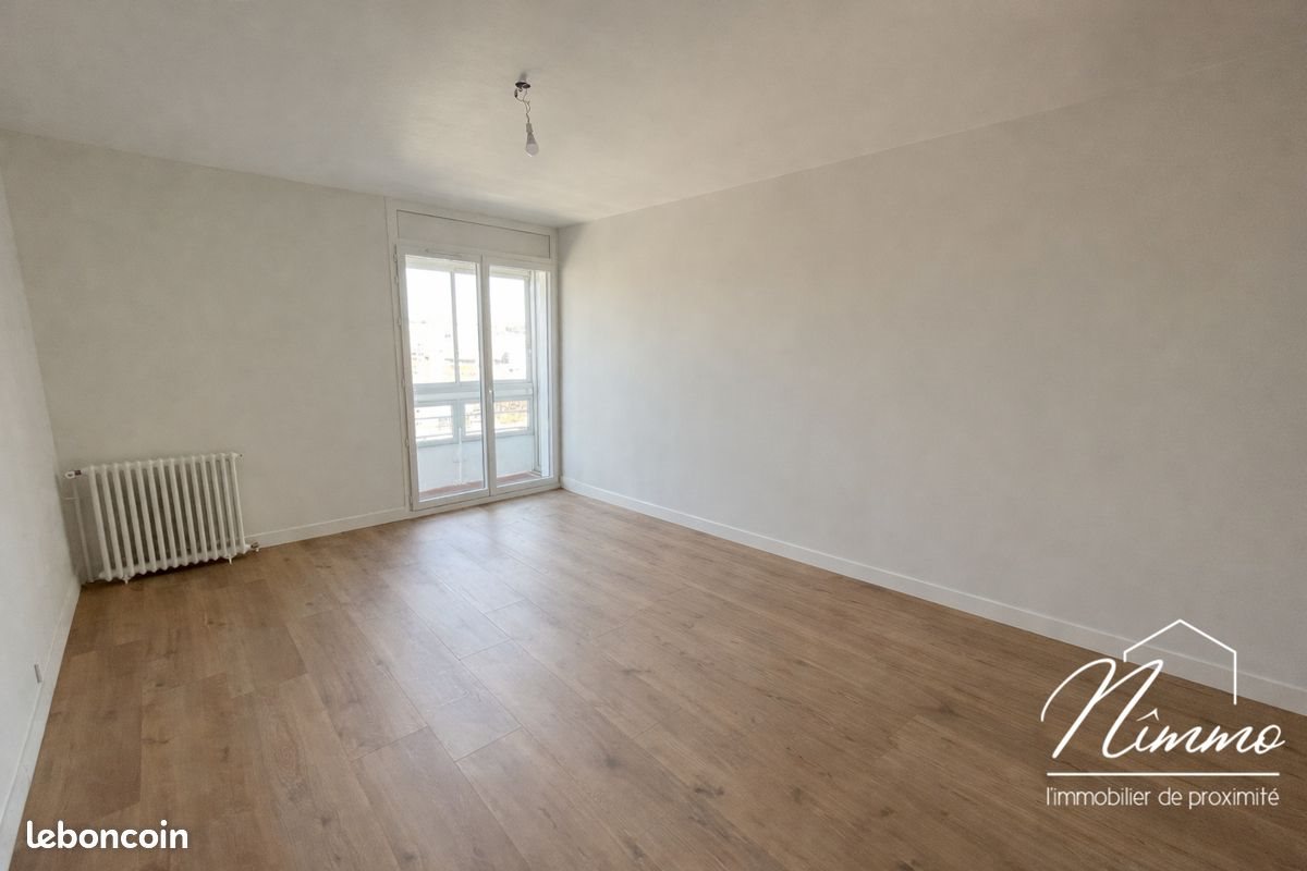 Appartement à louer, 126m², Nîmes