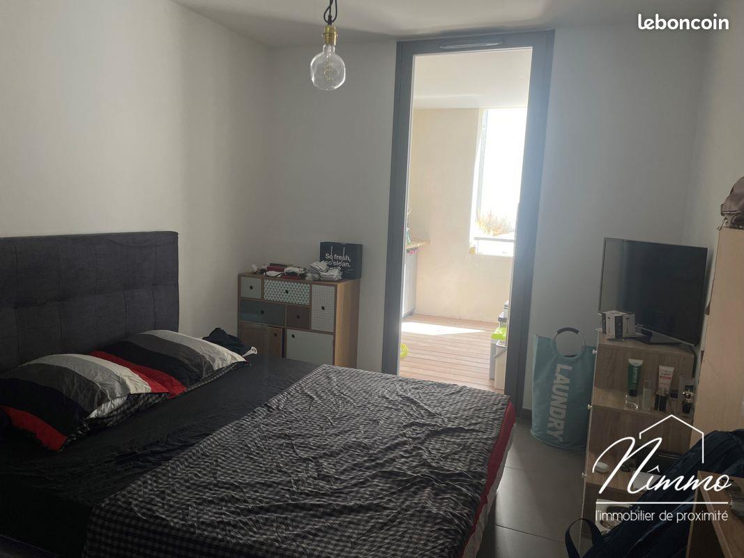 Appartement à louer, 77m², Nîmes
