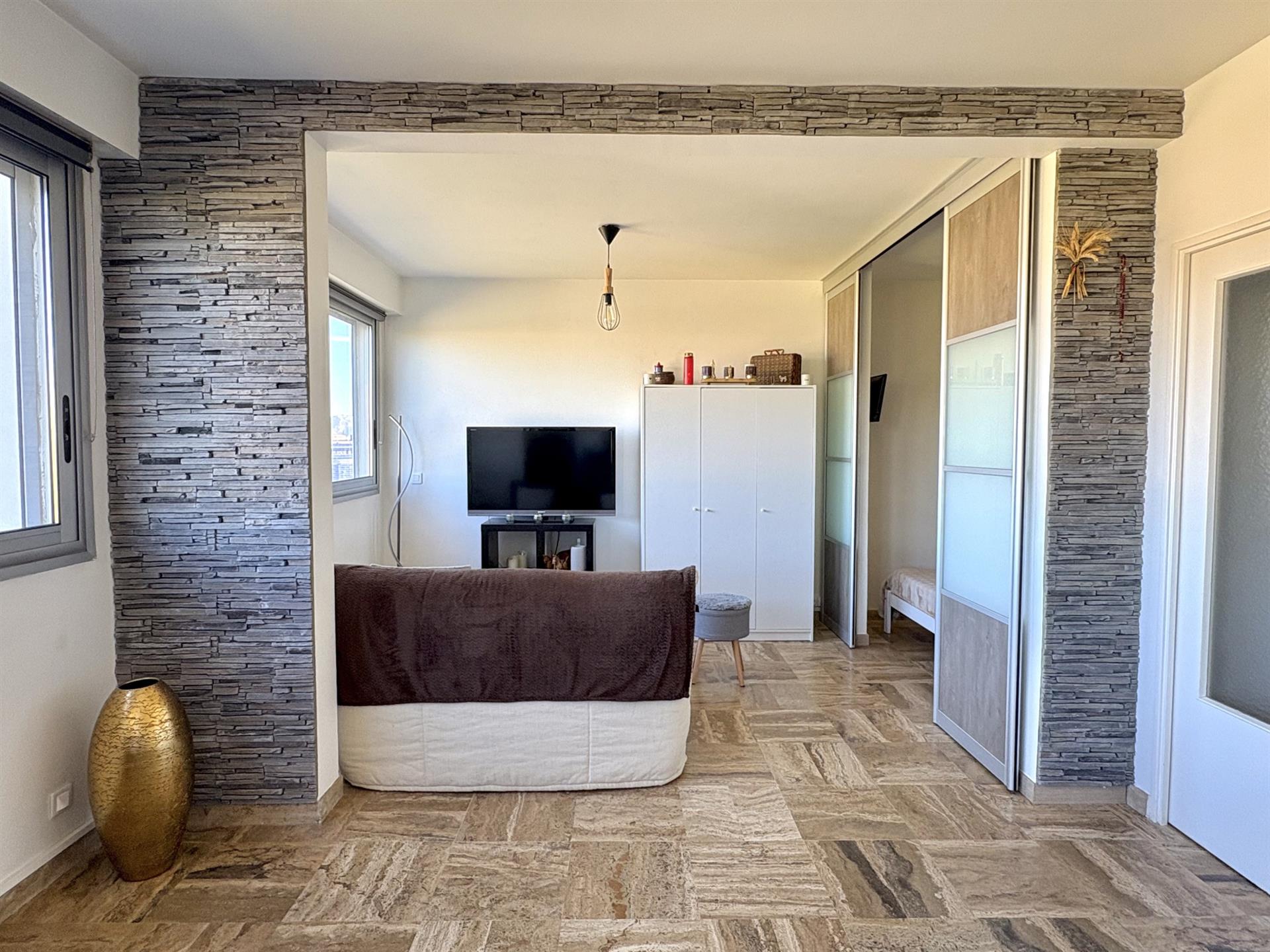 Appartement à louer, 35m², Marseille 13ème