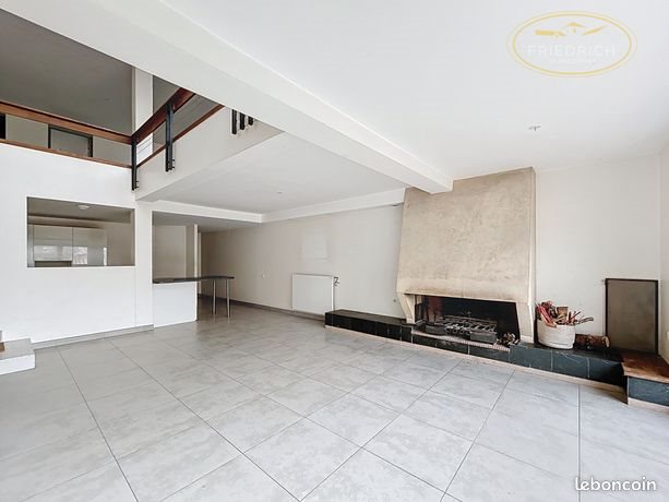 Appartement à vendre, 201m², Commercy