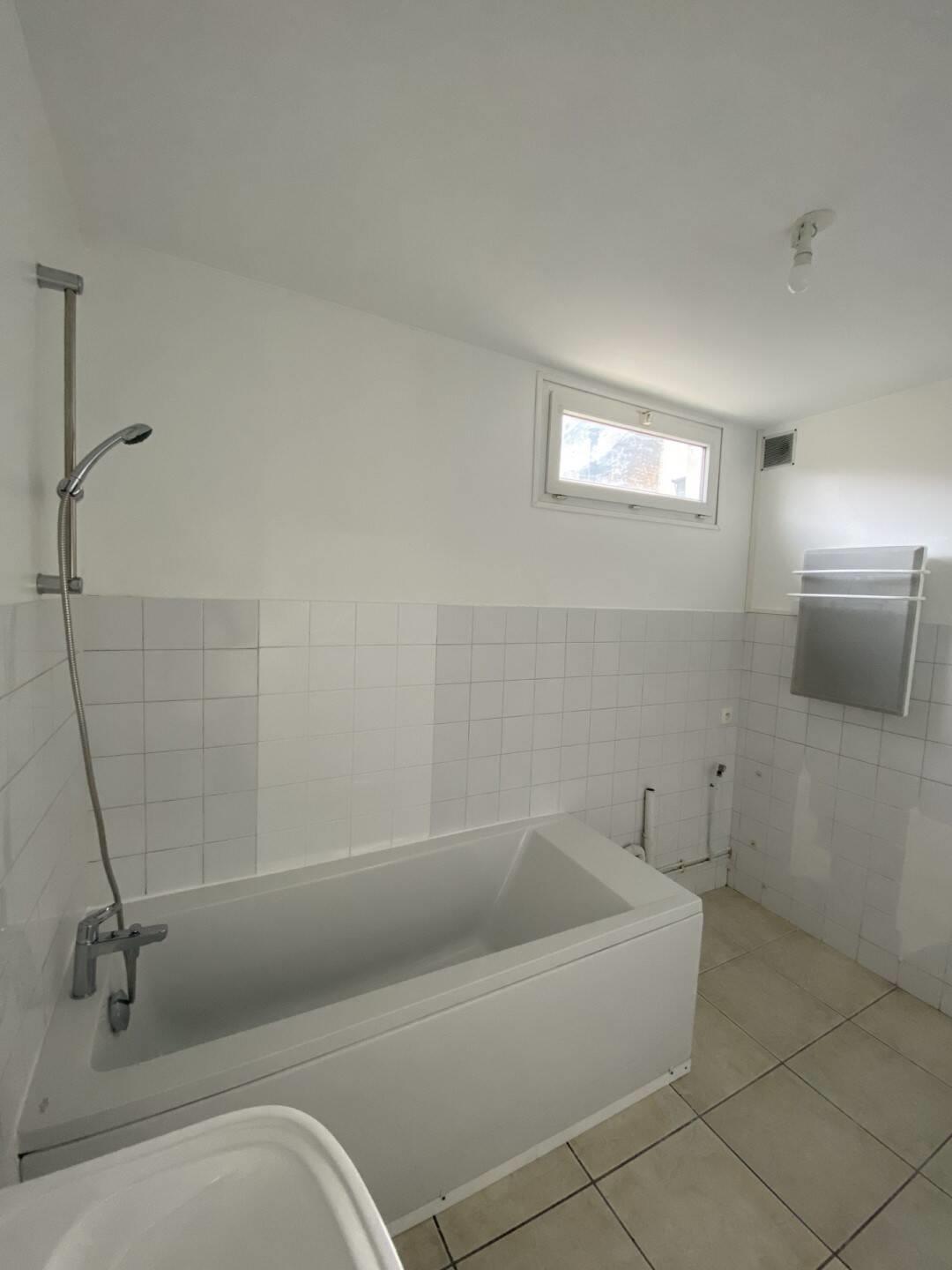 Maison à louer, 76m², Amiens