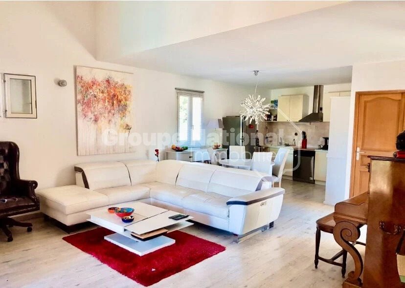 Maison à louer, 94m², Rodilhan