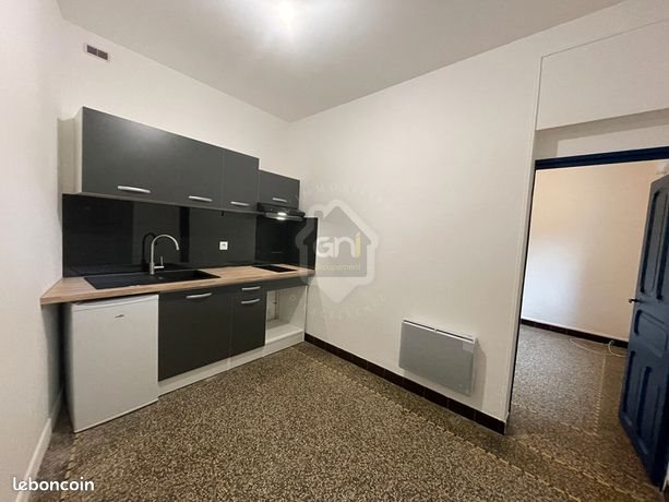 Appartement à louer, 30m², Nîmes