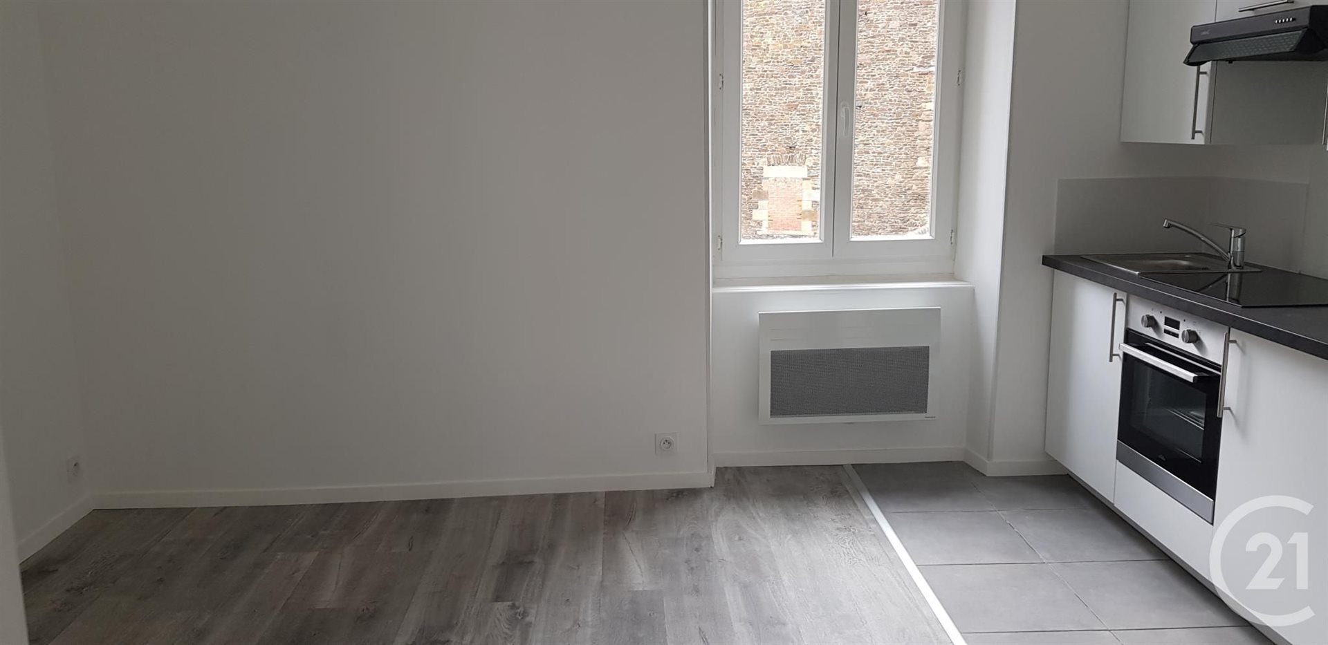 Appartement à louer, 28m², Fougères