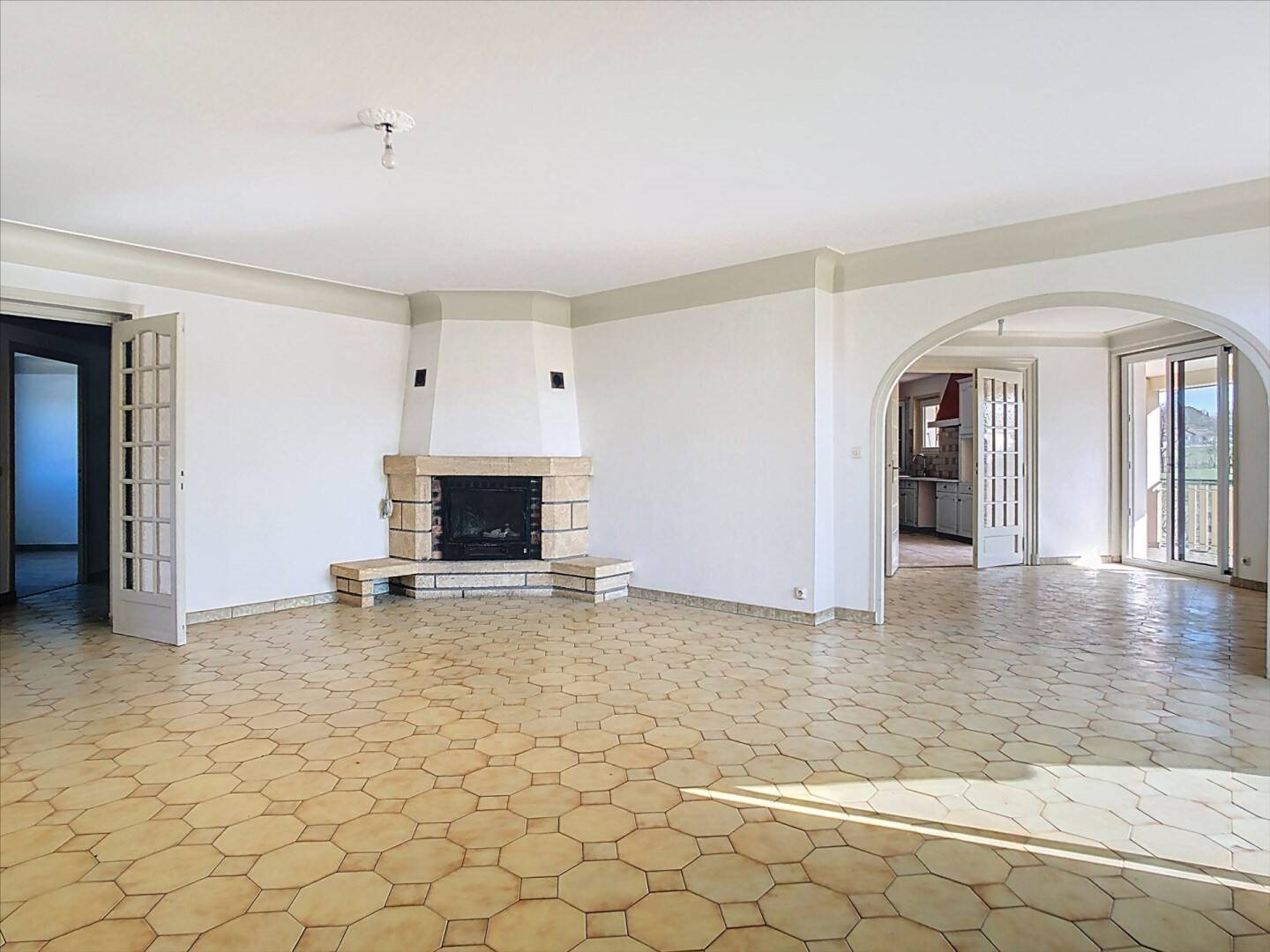 Appartement à louer, 150m², Brindas