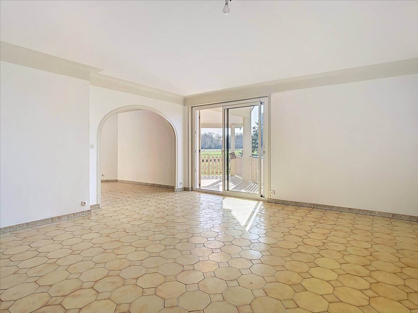 Appartement à louer, 150m², Brindas