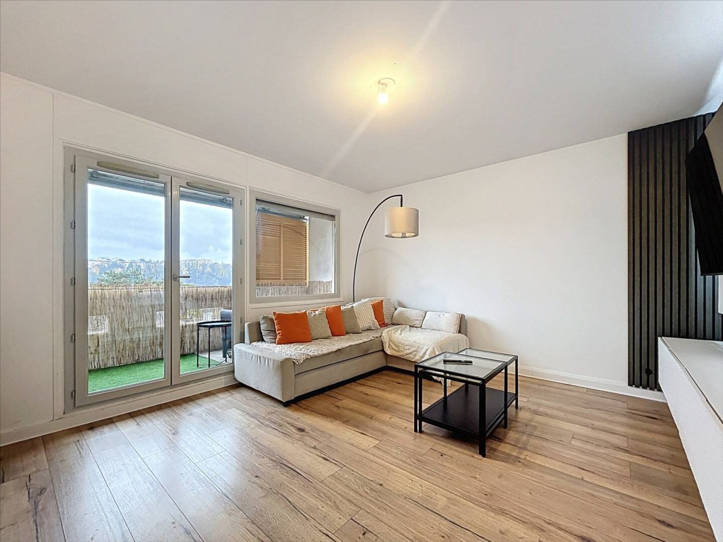Appartement à louer, 69m², Lyon 9ème