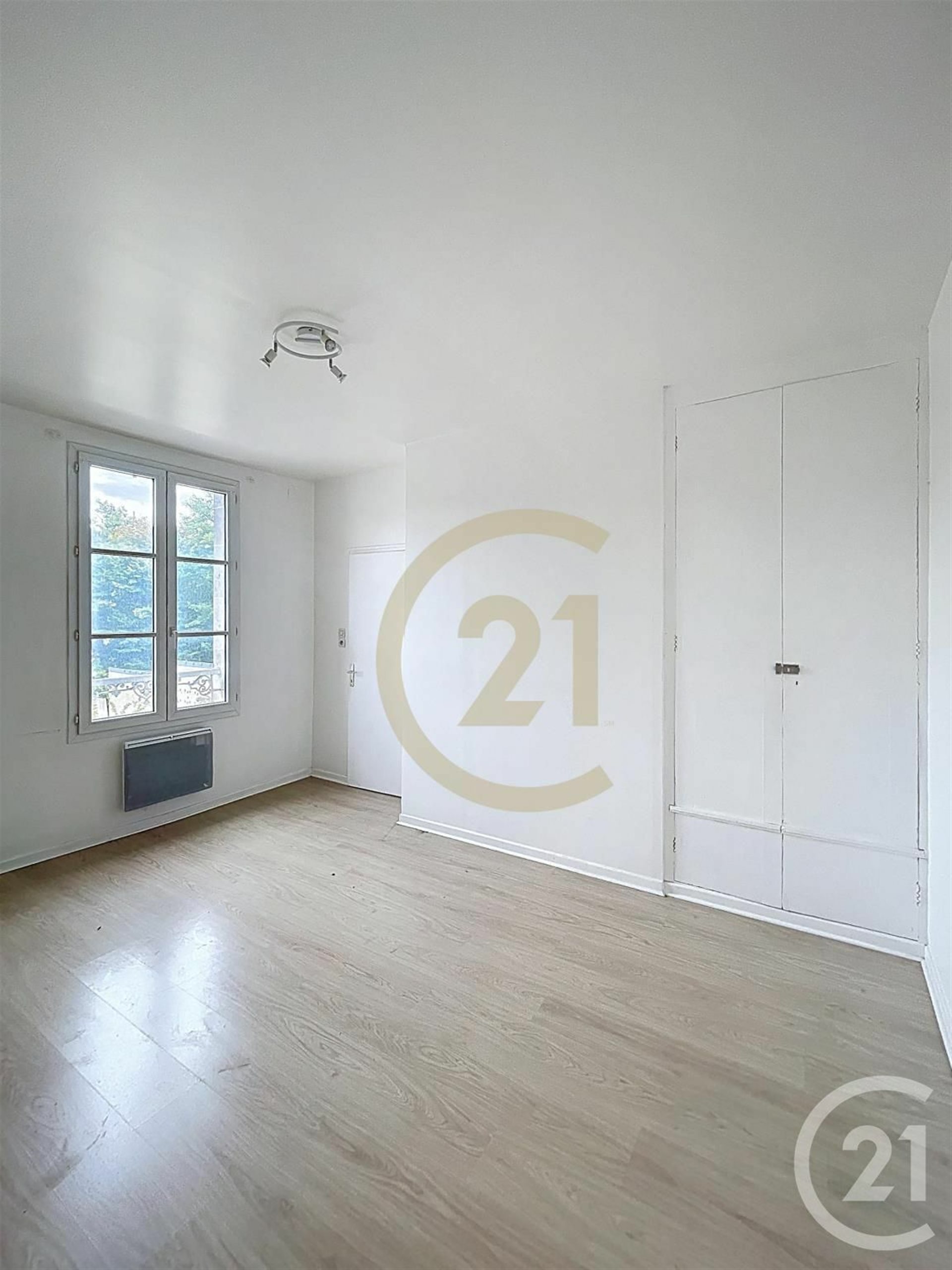 Appartement à louer, 71m², Pierrefonds