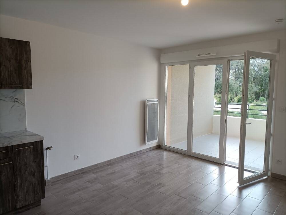 Appartement à louer, 37m², La Londe-les-Maures