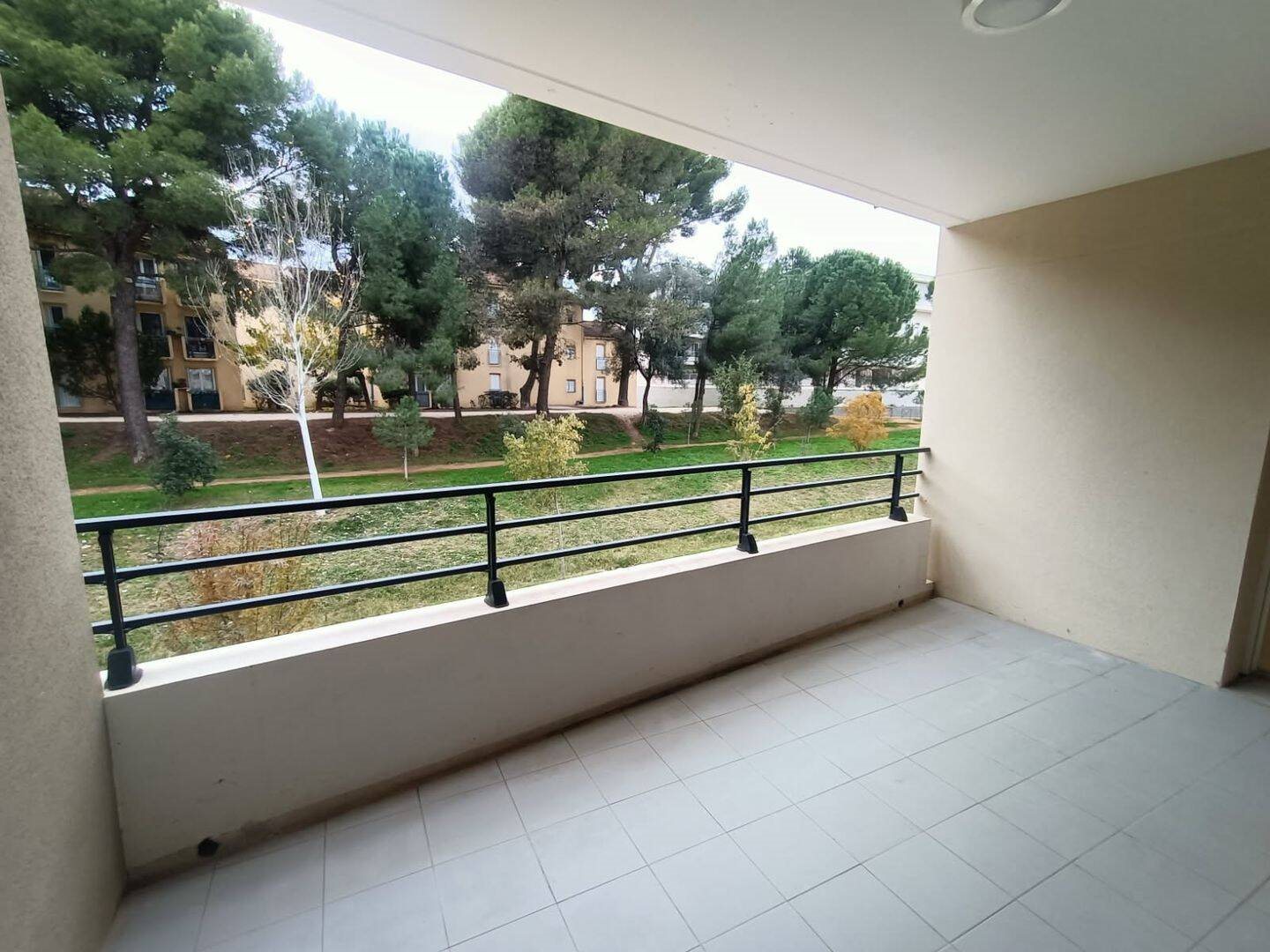 Appartement à louer, 77m², La Londe-les-Maures