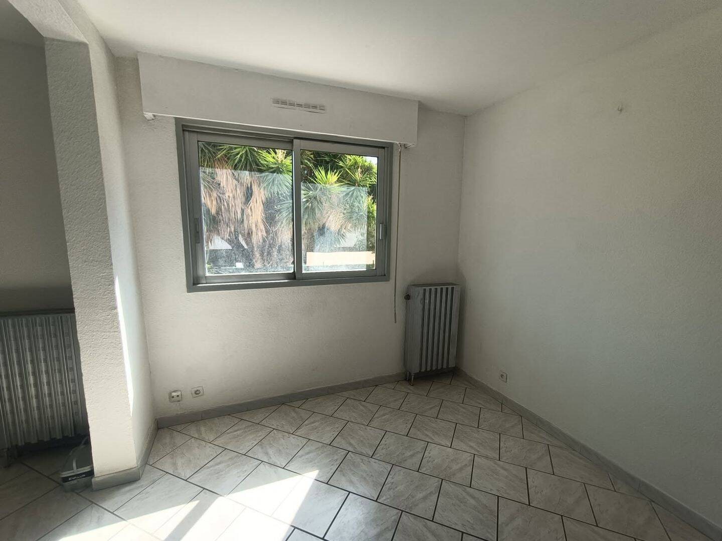 Appartement à louer, 31m², Toulon