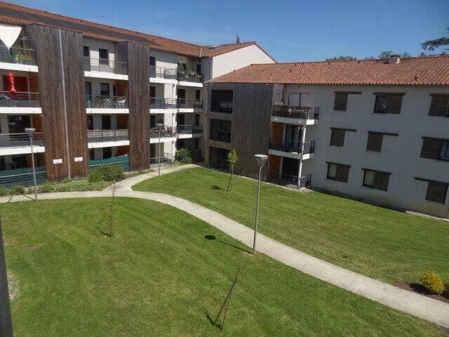 Appartement à louer, 34m², Saint-Geniès-Bellevue