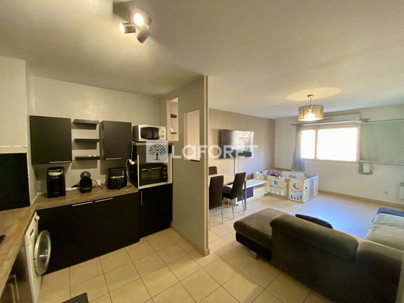 Appartement à louer, 55m², Marseille 2ème