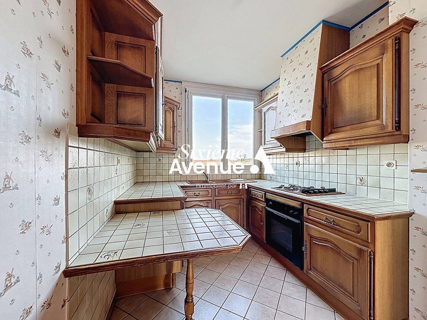 Appartement à vendre, 70m², Décines-Charpieu