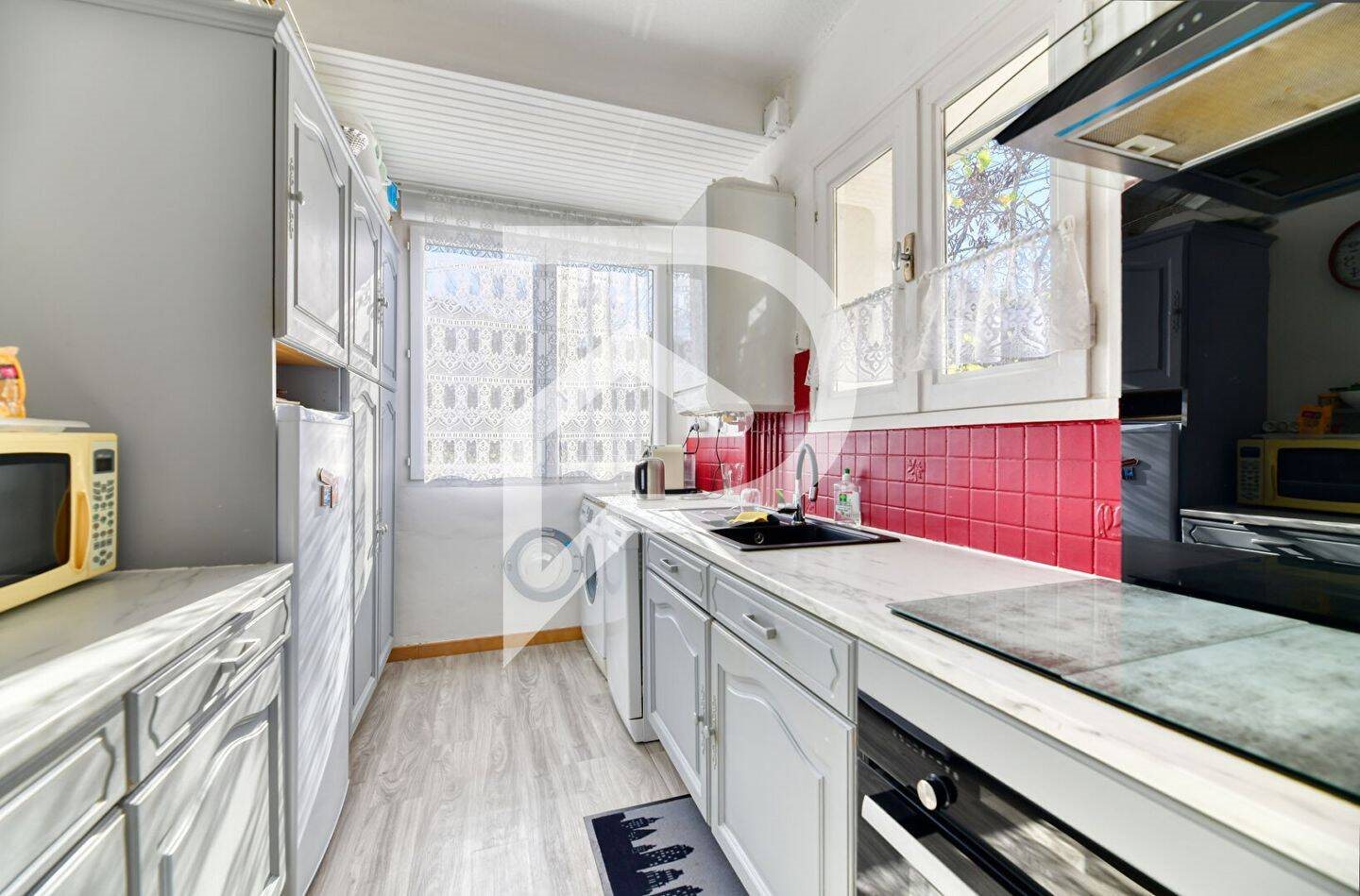 Appartement à louer, 72m², Nîmes