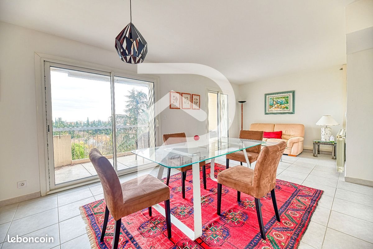 Appartement à vendre, 65m², Nîmes