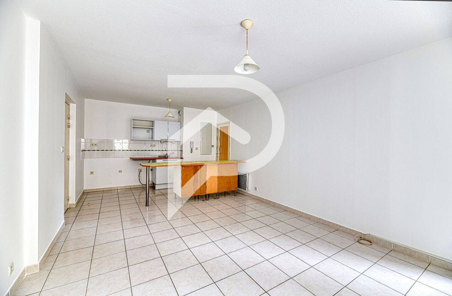 Appartement à louer, 55m², Nîmes