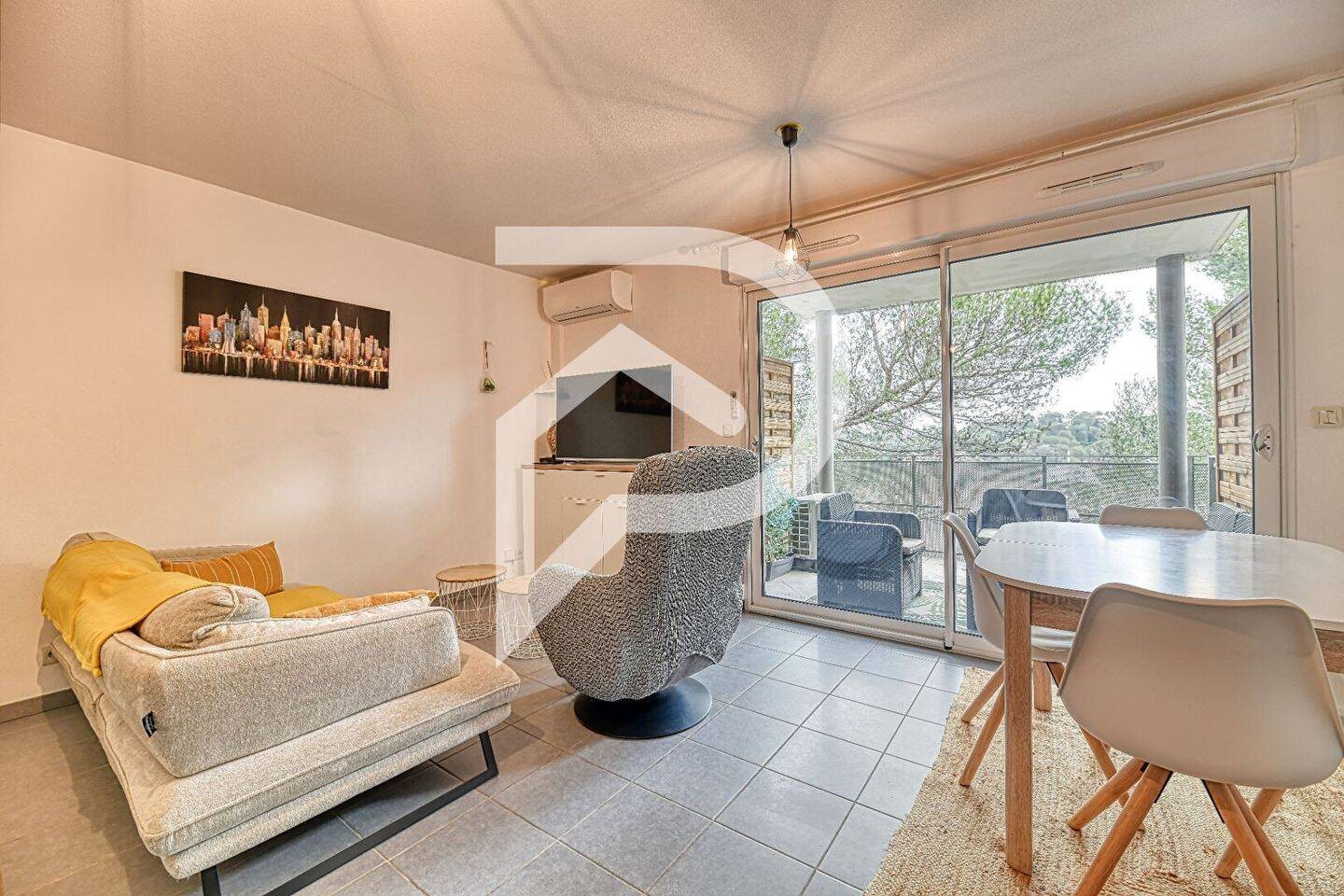 Appartement à louer, 55m², Nîmes