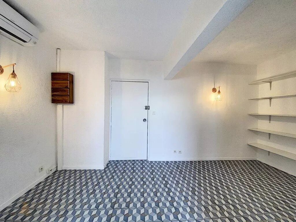 Appartement à louer, 22m², Albitreccia
