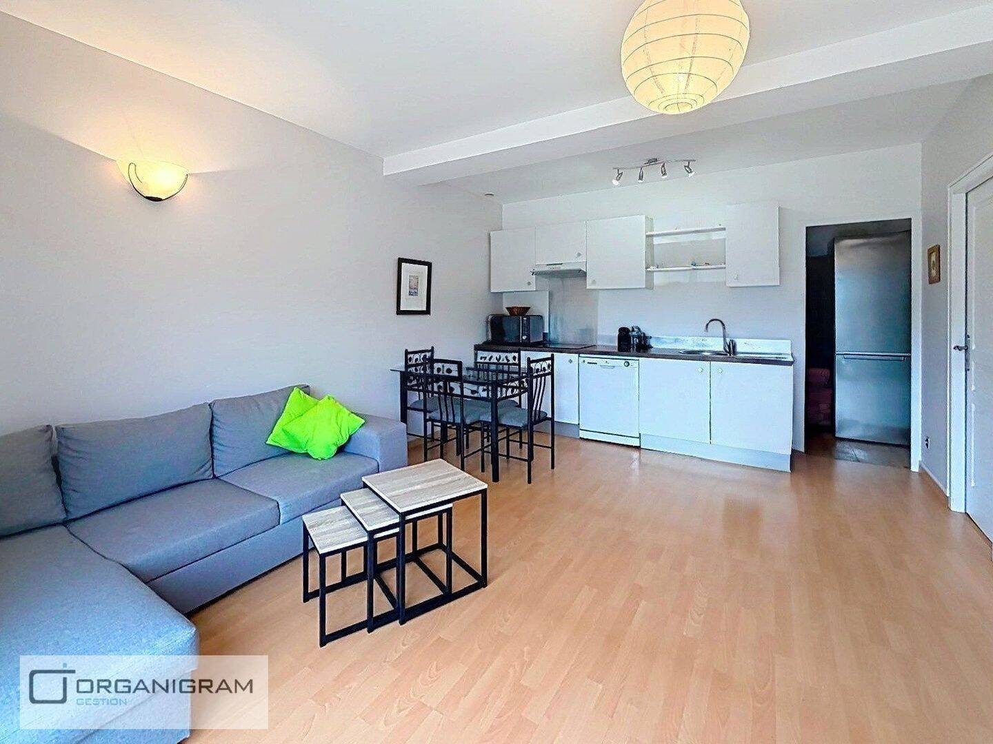 Appartement à louer, 44m², Albitreccia