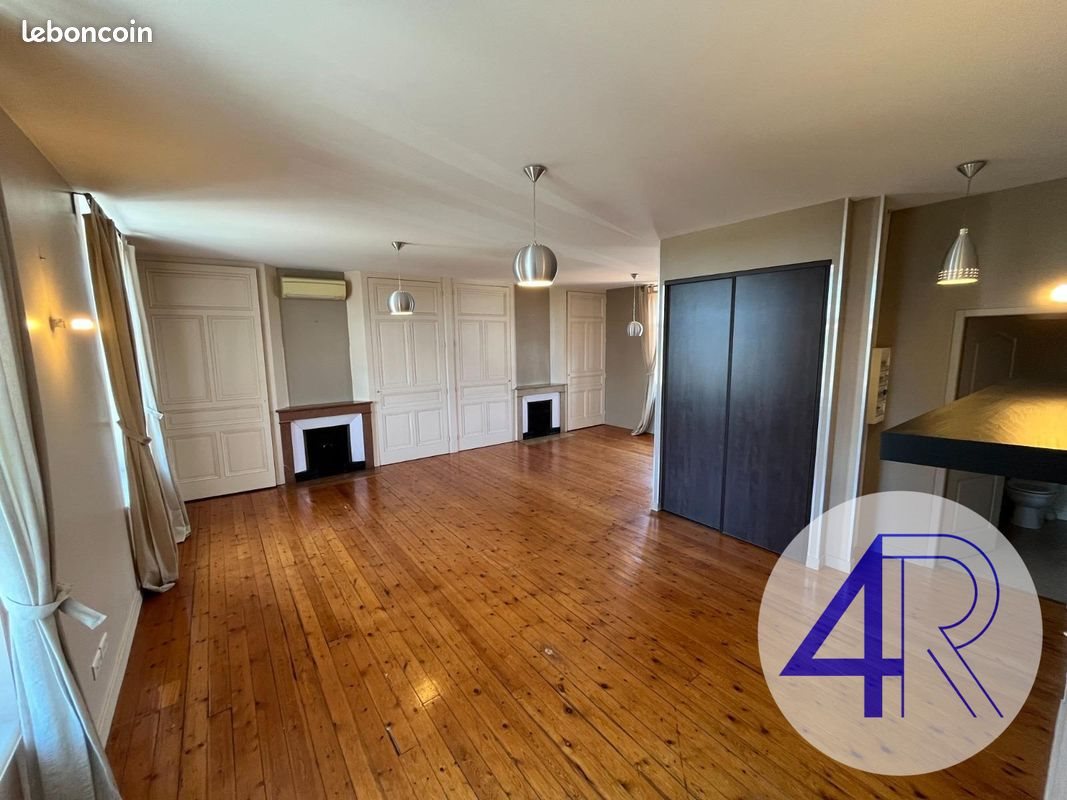 Appartement à louer, 98m², Belleville-en-Beaujolais