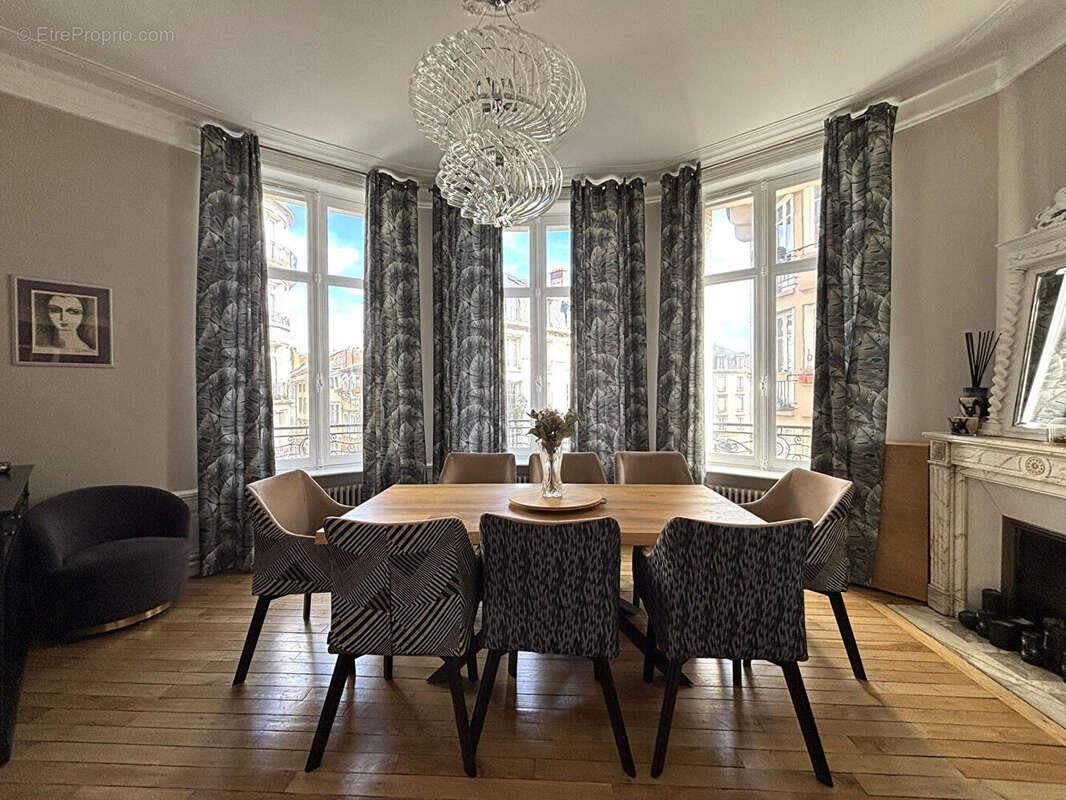 Appartement à vendre, 205m², Limoges