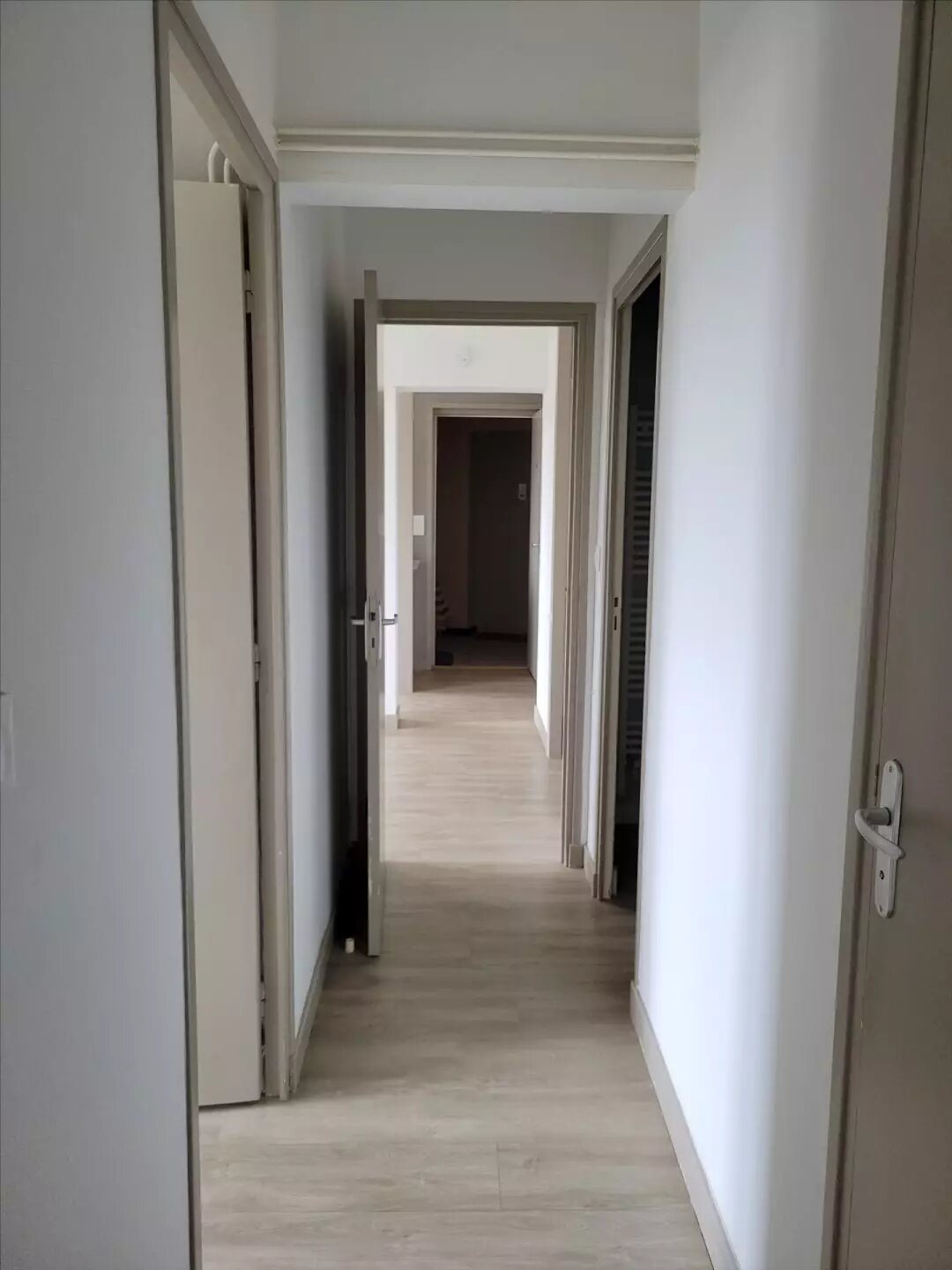 Appartement à louer, 69m², Saint-Gengoux-de-Scissé