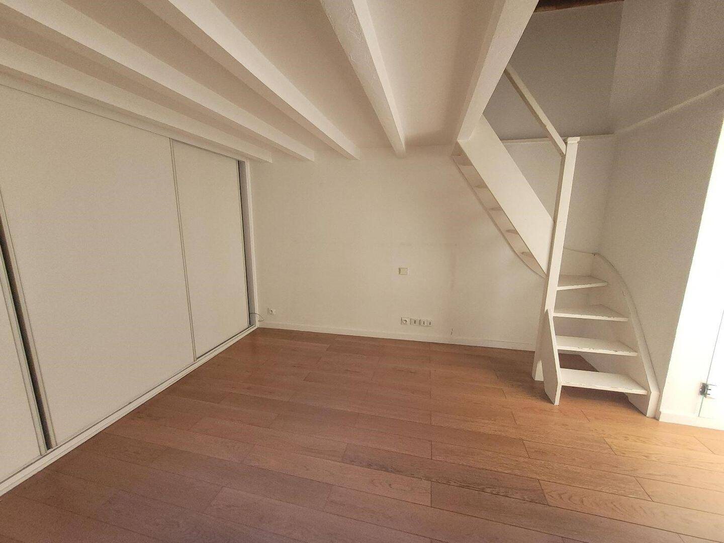 Appartement à louer, 58m², Lyon 9ème