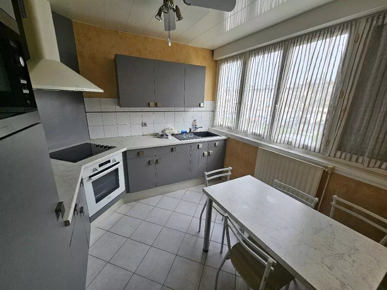 Maison à louer, 81m², Noyon