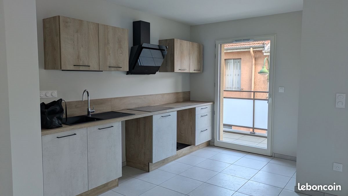 Appartement à louer, 72m², Montrond-les-Bains