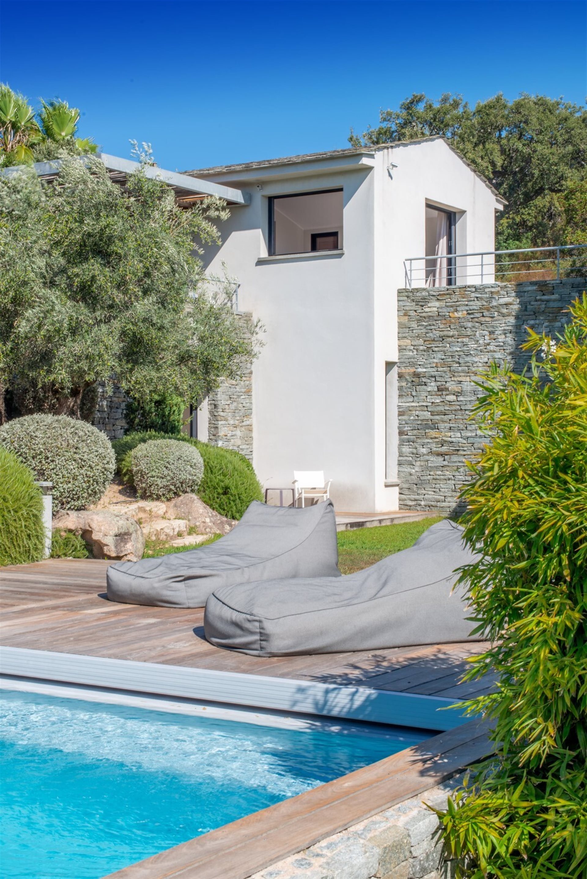 Maison à louer, 200m², Porto-Vecchio