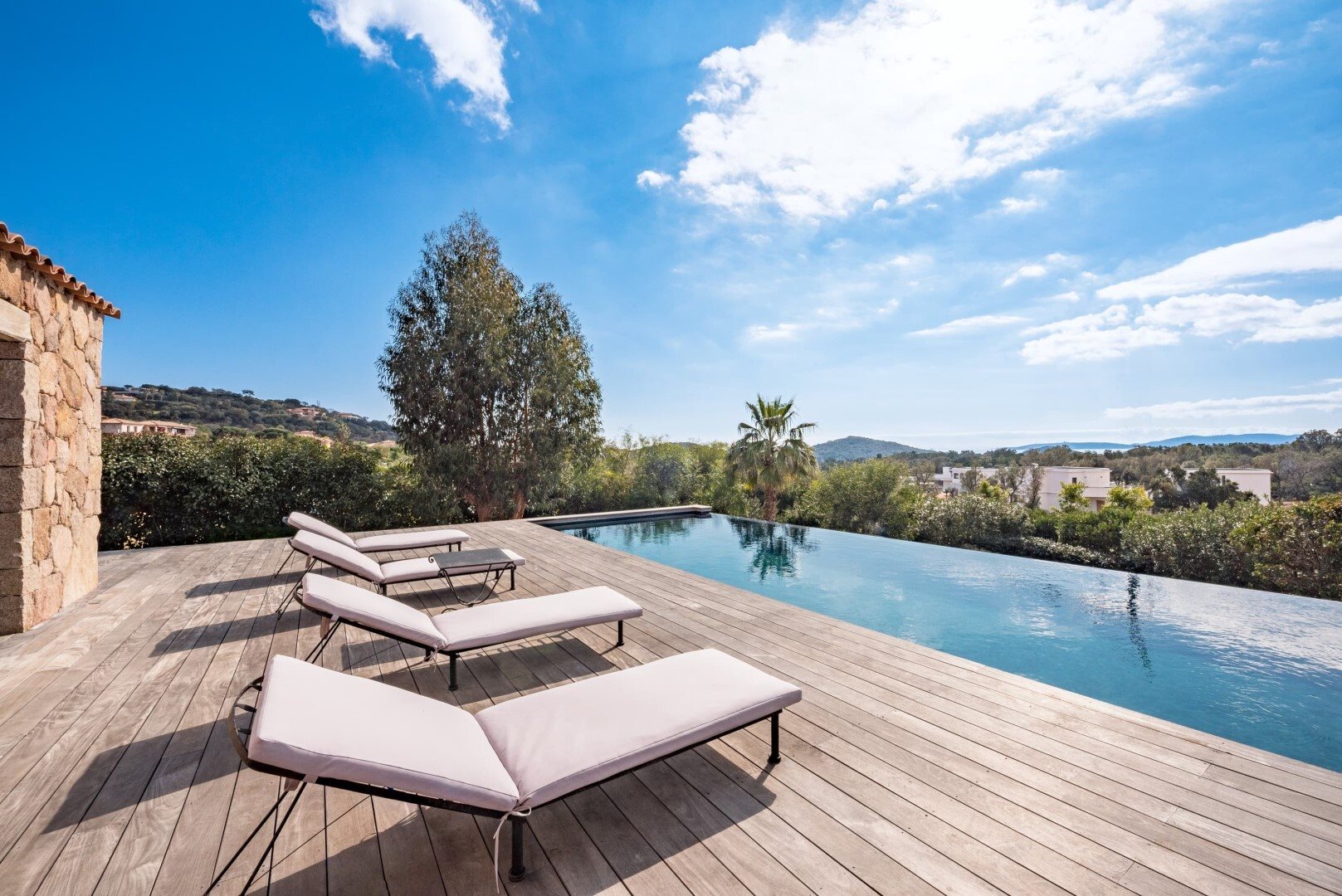 Maison à louer, 160m², Lecci