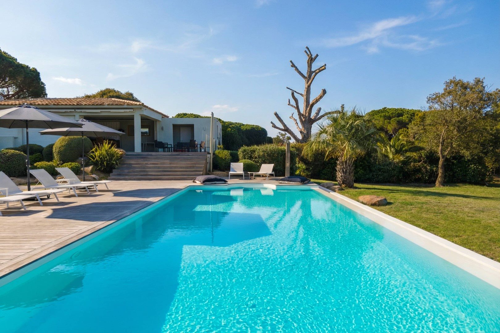 Maison à louer, 450m², Porto-Vecchio
