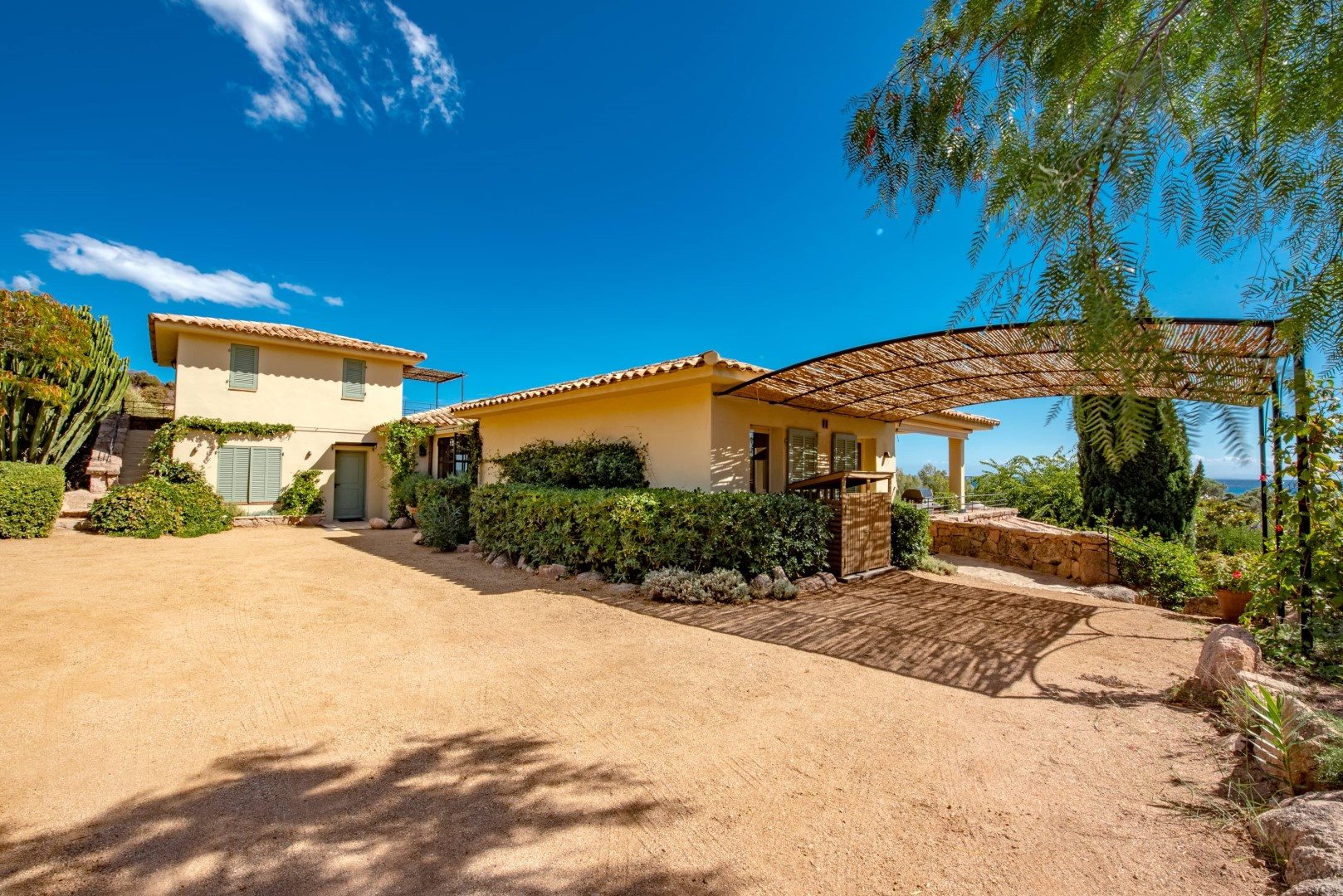 Maison à louer, 350m², Porto-Vecchio