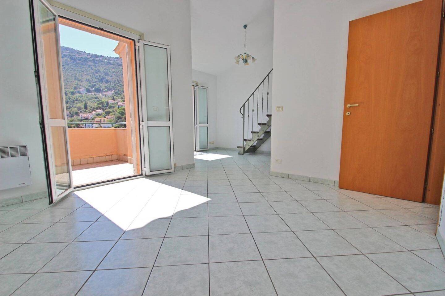 Appartement à louer, 43m², Beausoleil