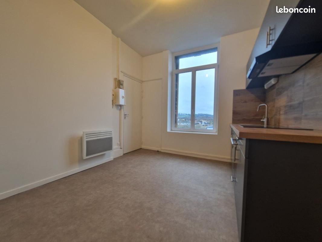 Appartement à louer, 40m², Sedan