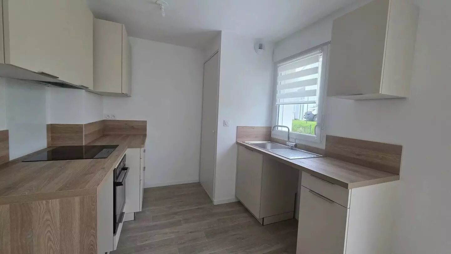 Maison à louer, 63m², Quévert