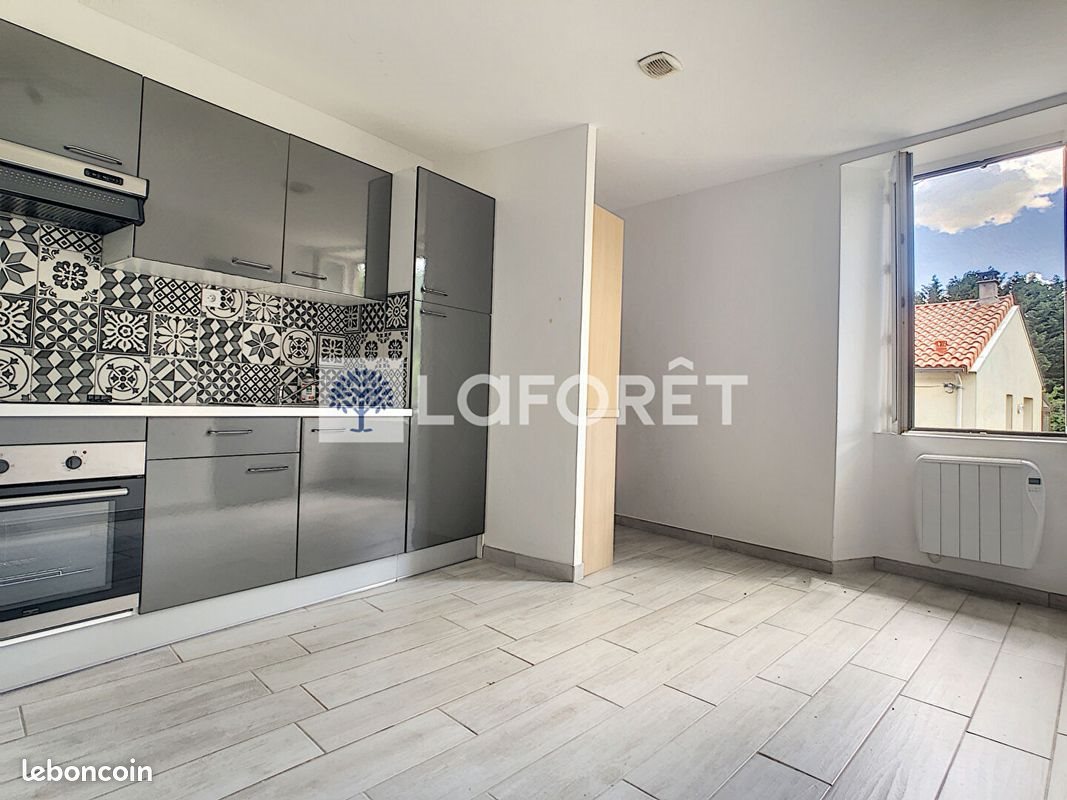 Appartement à louer, 40m², Mauléon