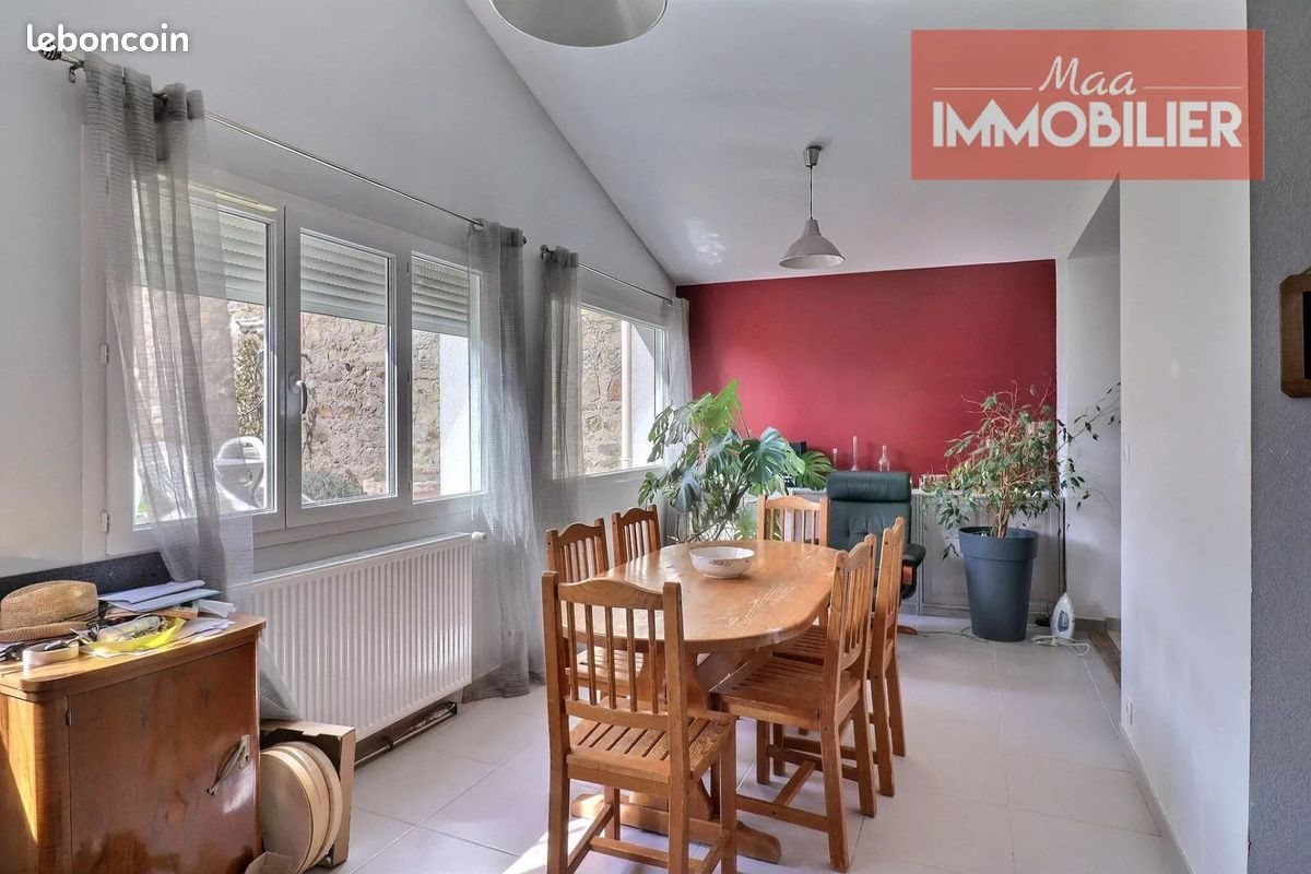 Maison à vendre, 154m², Saint-Genest-Lerpt