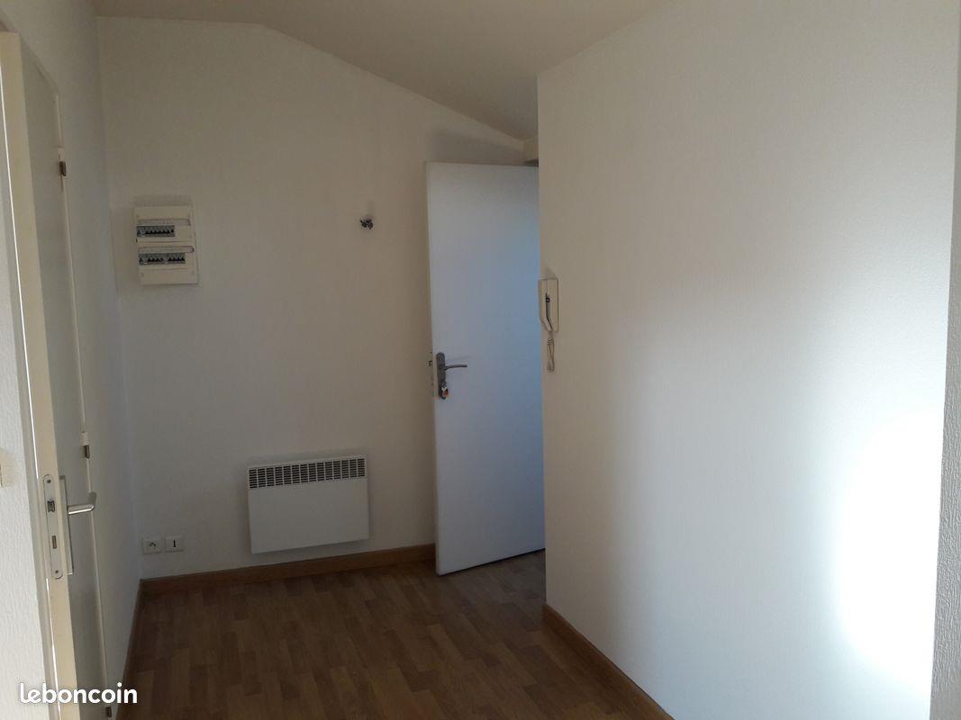 Appartement à louer, 23m², Reims