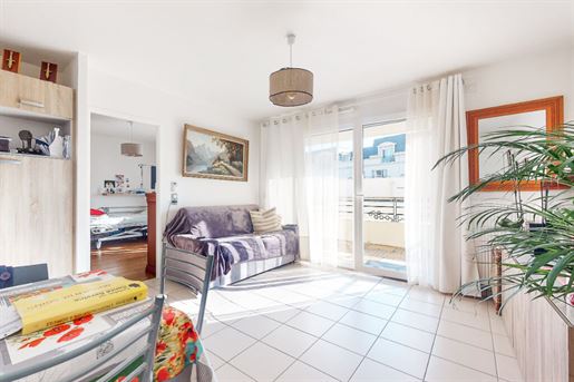 Purchase: Apartmá (77340)