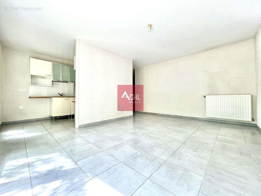 Appartement à vendre, 65m², Grenoble